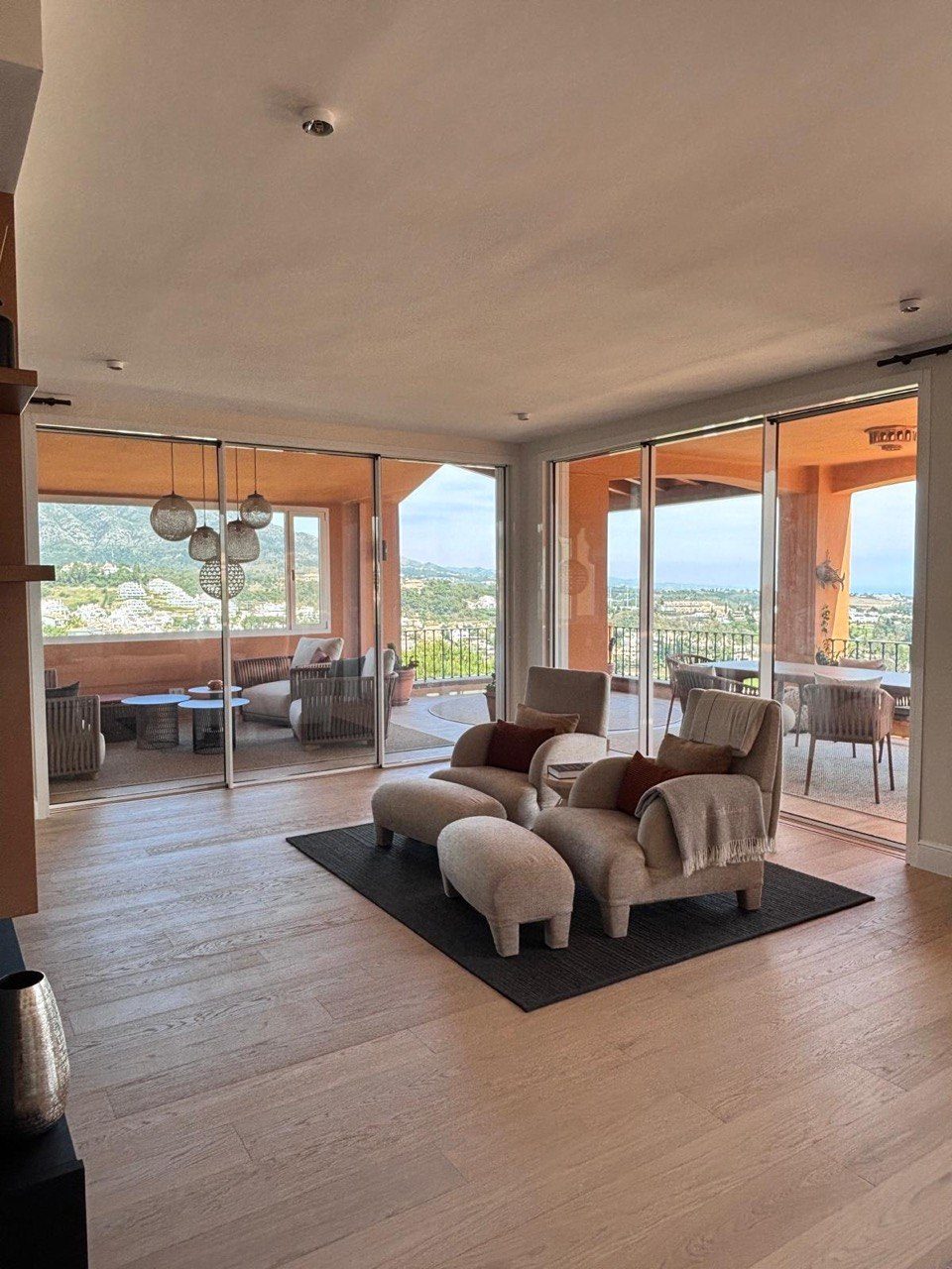 Renovación de apartamento en Nueva Andalucía — Les Belvederes II
