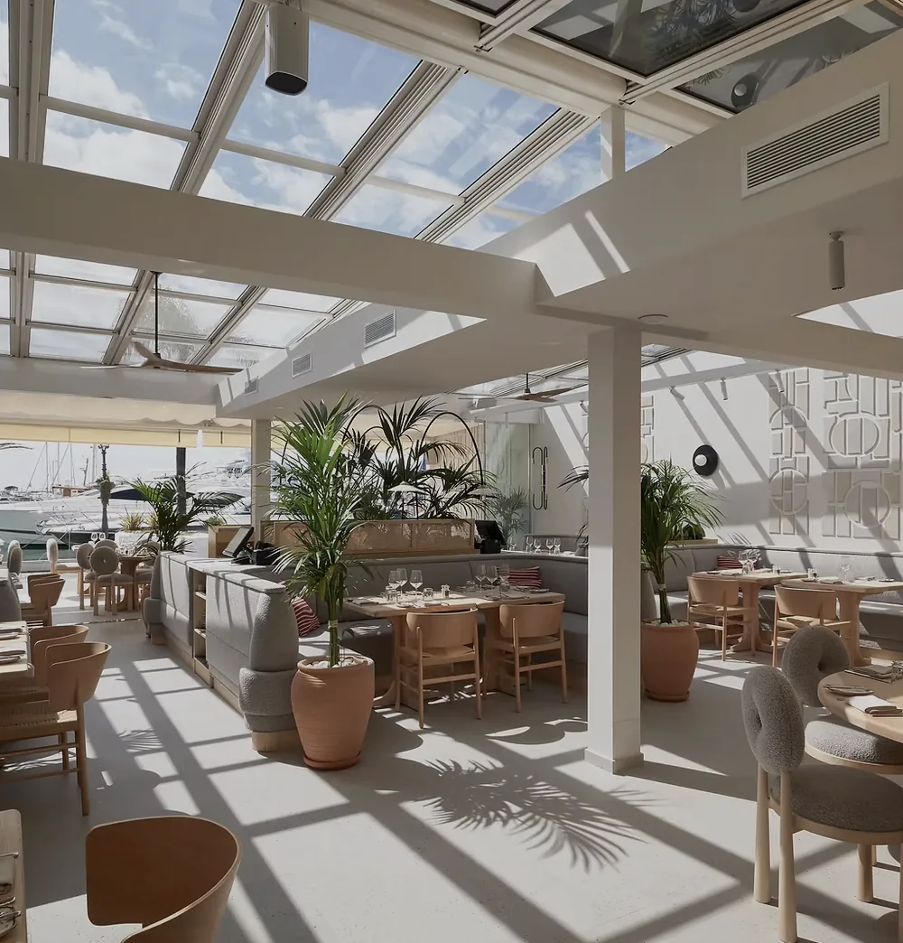 Reforma de local en Puerto Banús — Leone